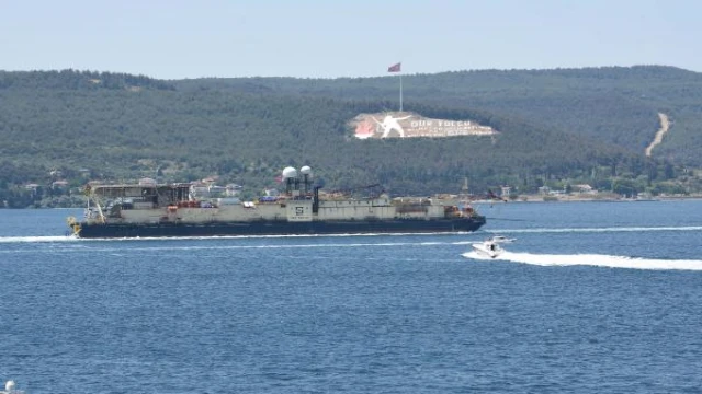 Karadeniz gazı için gelen gemi, Çanakkale Boğazı’ndan geçti