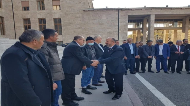 Kavuncu, köy muhtarlarını mecliste ağırladı