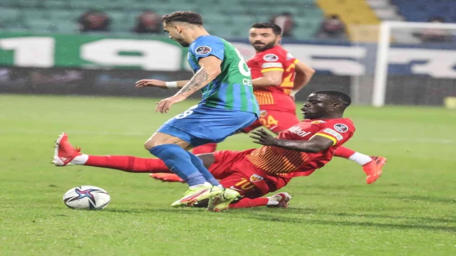 Kayserispor ile Rizespor 26. randevuda