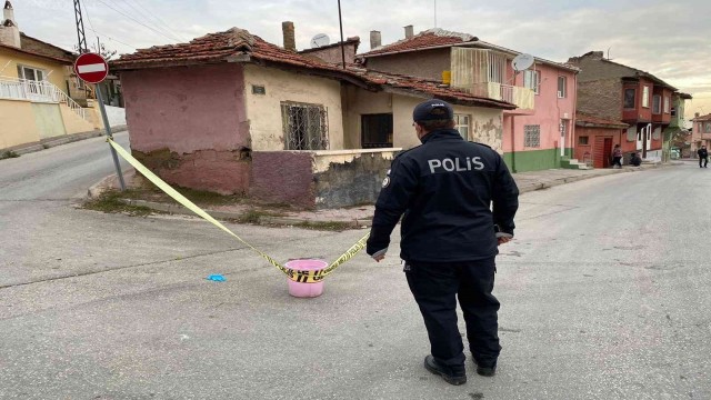 Kendi ablasını öldüren caniyi engellemeye çalışırken yaralanan kadın