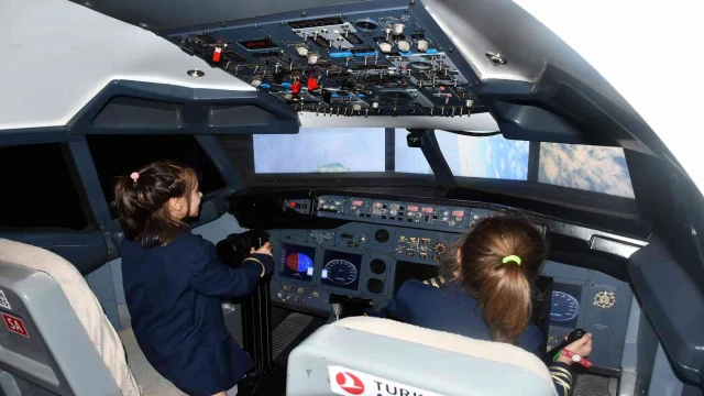 KidZania İstanbul, 8. yaşını basın mensupları ve çocuklarıyla kutladı