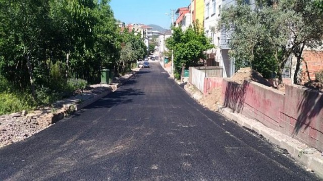 Körfez’de 4 Mahallede Üstyapı Çalışmaları Yapılıyor