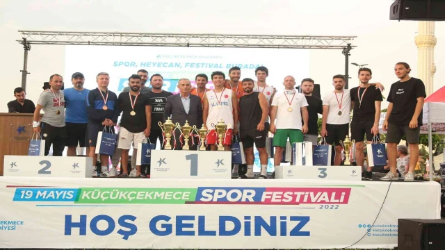 Küçükçekmece spor festivali, iki gün boyunca gençliğin enerjisine sahne oldu