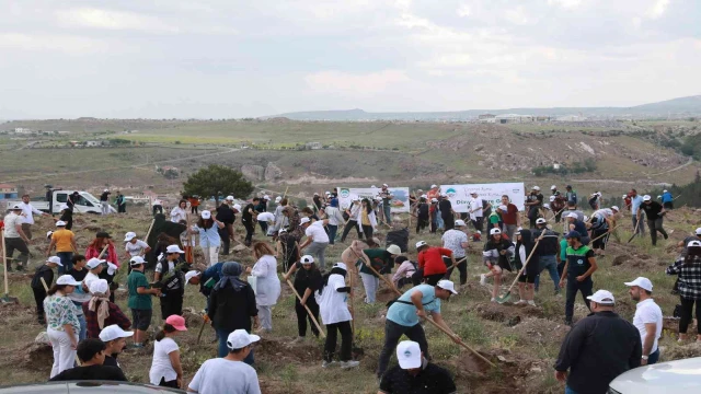 Kursiyerler hem fidan dikti hem turnuva düzenledi