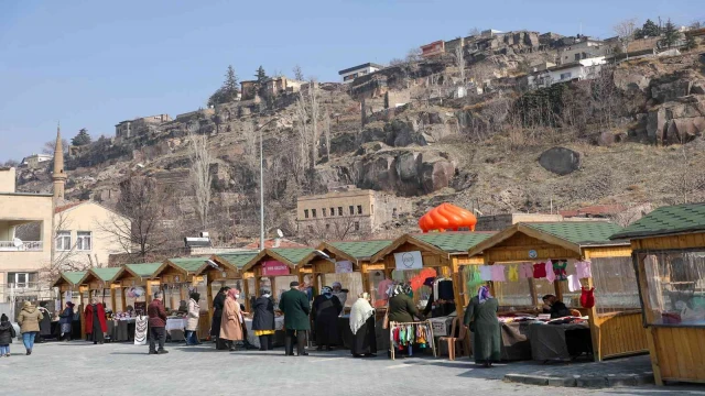 ‘Maharetli Eller’ Ramazan’da başka güzel