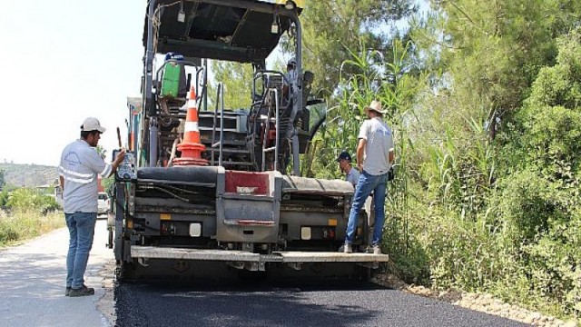 Manavgat yangını sonrası bozulan yollar onarılıyor