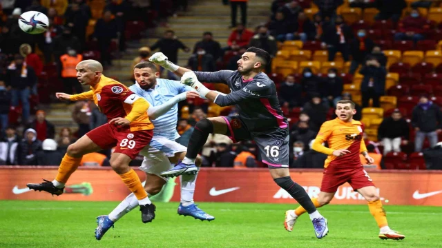 Medipol Başakşehir ile Galatasaray 28. randevuda