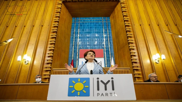 Meral Akşener: Okullarda Atatürk'ün Medeni Bilgiler kitabını okutacağız