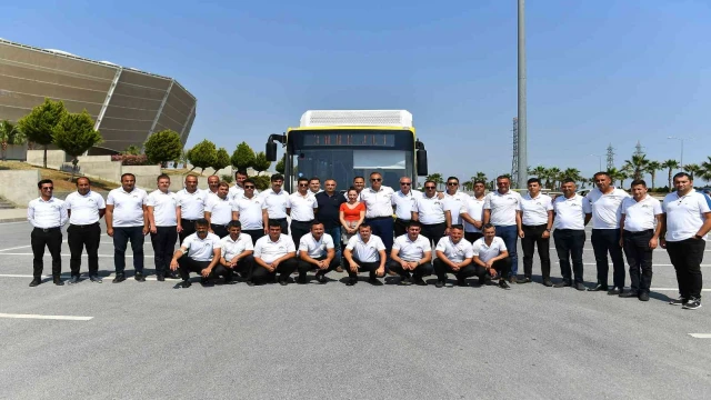 Mersin’de otobüs şoförlerine ’ileri sürüş teknikleri eğitimi’