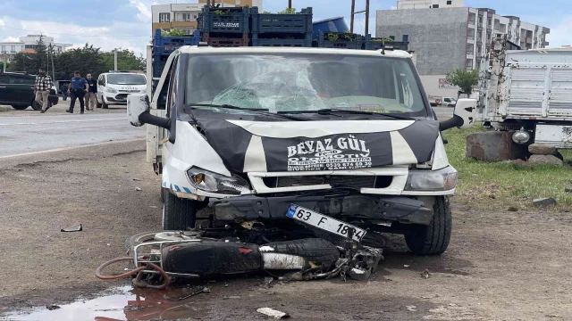 Metrelerce sürüklenen motosiklet sürücüsü ve arkadaşı ağır yaralandı