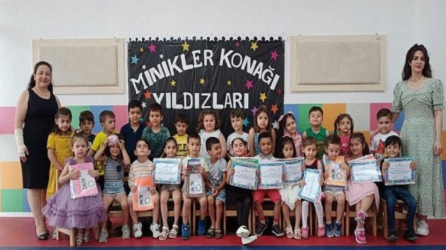 Minikler Konağı ilk mezunlarını verdi