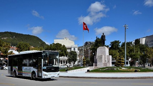 Muğla Büyükşehir’den öğrenciler ve sınav görevlilerine ücretsiz ulaşım