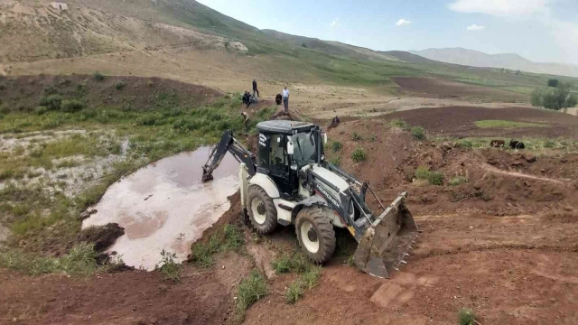 Muradiye’de tarımsal hizmet çalışmaları