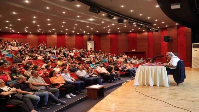 Nazilli’de ‘Hayatımız Sınav’ konferansı yapıldı