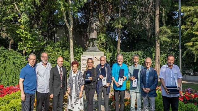 Nazım Hikmet ölüm yıl dönümünde anıldı