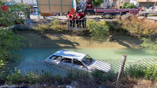 Otomobiliyle sulama kanalına uçan mahalle bekçisi yaşamını yitirdi