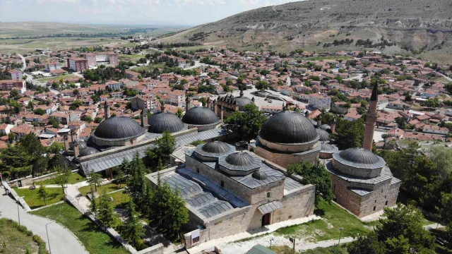 (ÖZEL) Seyyid Battal Gazi Külliyesi yenilenen yüzüyle ziyaretçilerini bekliyor