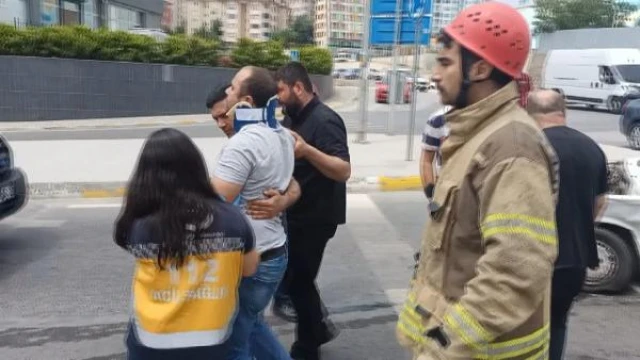 Pendik’te yakıt almak için ters yöne girdi kaza yaptı