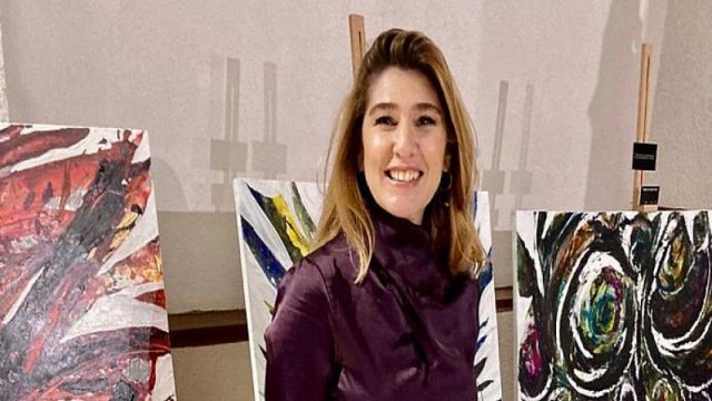 Ressam Dilek Uzunoğlu Örs’ün yeni eserleri “Divine” karma sergisinde!