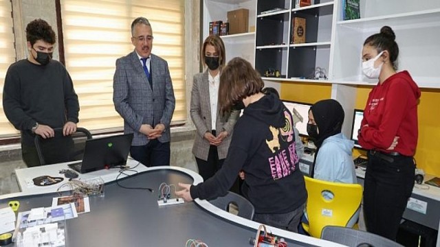 Robotik Kodlama Öğrencilerimiz 14. Uluslararası Meb Robot Yarışmalarına Katılacak