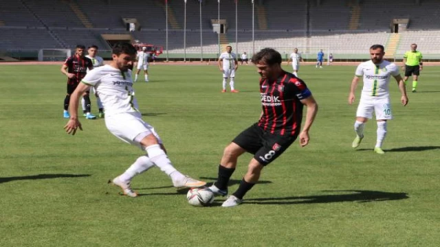 Şanlıurfaspor - Uşakspor: 4-1