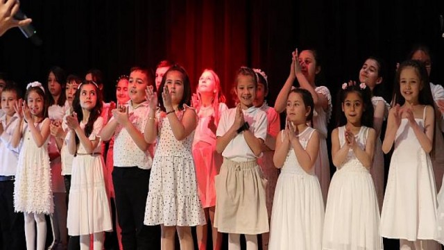 Saray Belediyesi Sanat Akademi’den muhteşem konser