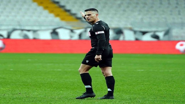 Sivasspor - Beşiktaş maçında Sarper Barış Saka düdük çalacak