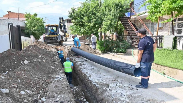 Spil Mahallesi’nde kanalizasyon sorunu çözüme kavuşuyor