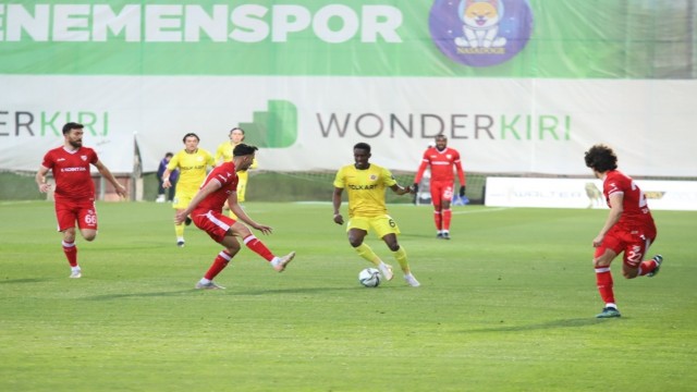 Spor Toto 1. Lig: Menemenspor: 3 - Boluspor: 2