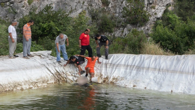 Sulama havuzuna giren çocuk boğuldu