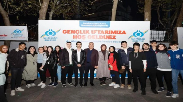 Sultangazi’deki gençler, ‘Gençlik İftarları’nda buluşuyor