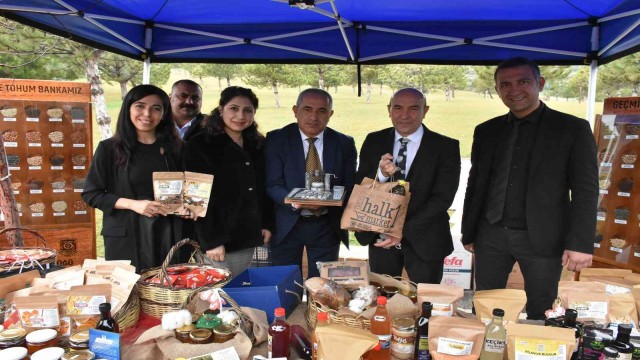 Tarsus Belediyesi, İzmir Tohum Takas Şenliğine katıldı