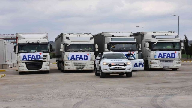 Tekirdağ’dan Ukrayna’ya 9 tır insani yardım gönderildi