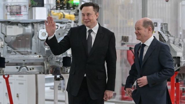 Tesla: Elon Musk Berlin'deki 'gigafactory'yi aylar sonra açtı