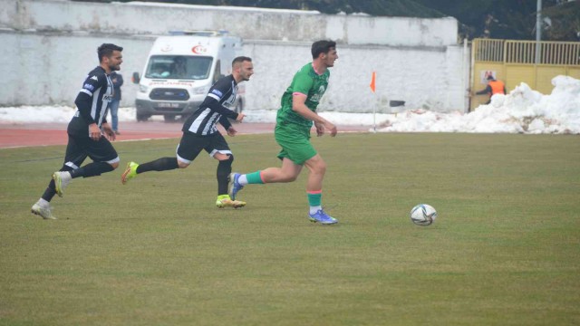 TFF 2. Lig: Isparta 32 Spor: 1 Nazilli Belediyespor: 0