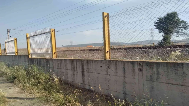 Tren yolu korkuluklarını çalan hırsızlar tutuklandı