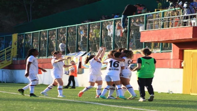 Turkcell Kadın Futbol Süper Ligi’nde finalin adı: ALG Spor - Fatih Karagümrük