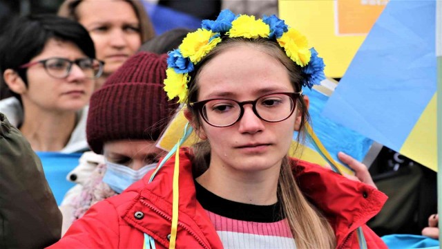 Ukraynalı vatandaşlardan Rusya’nın başlattığı operasyona gözyaşları arasında tepki