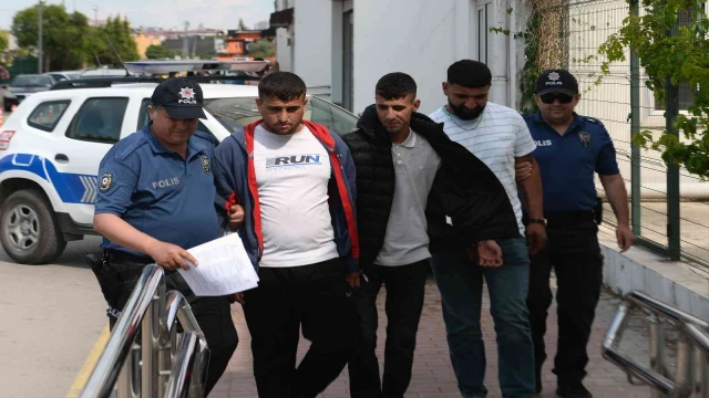 Uzun namlulu silahlı şahısları polis böyle etkisiz hale getirdi