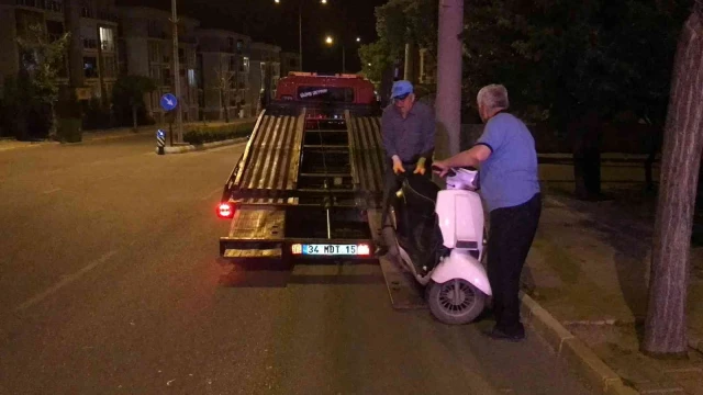 Uzunköprü’de elektrik direğine çarpan motosiklet sürücüsü yaralandı