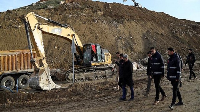 Vali Bilmez Toki Yolunda Heyelan Sonrası Başlatılan Çalışmaları İnceledi