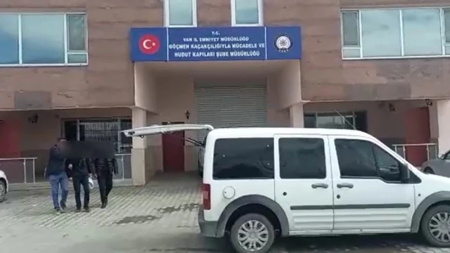 Van’da 4 organizatör tutuklandı