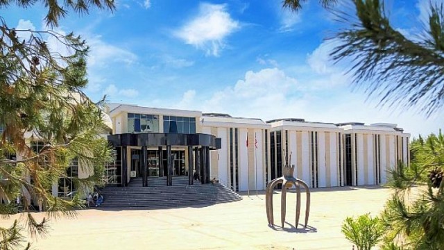 Yakın Doğu Üniversitesi, eğitim kalitesinde dünyada ilk 10’da