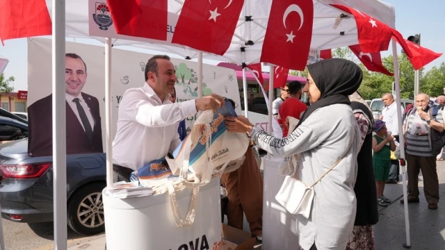 Yalova Belediyesi’nden vatandaşlara bez çanta