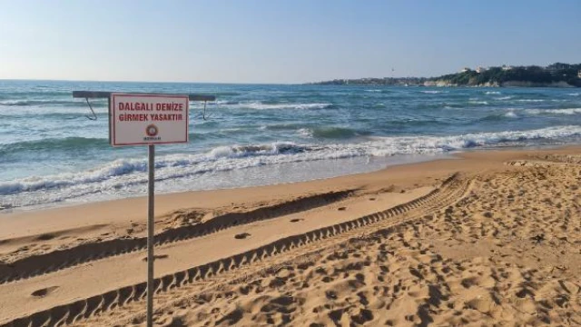 Yasağa rağmen denize giren arkadaşlardan 1’i boğuldu, 6’sı kurtarıldı