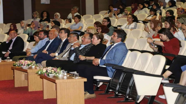 Yazar Mehmet Ercan, ‘1. Kapadokya Kültürel Miras Festivali’nde öğrencilerle bir araya  geldi