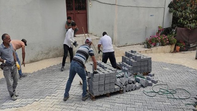 Yenişehir Belediyesi yol yapım çalışmalarına kırsalda da devam ediyor