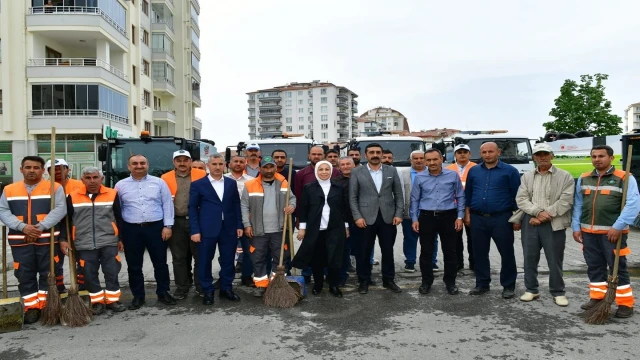 Yeşilyurt belediyesinin araç filosu yenileniyor