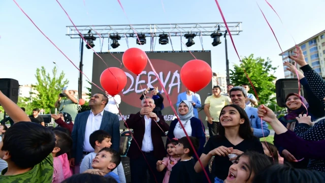 Yeşilyurt’daki sanat şenliği renkli ve coşku dolu anlara sahne oldu