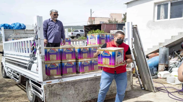 Yörüklerin göç azıkları teslim edildi